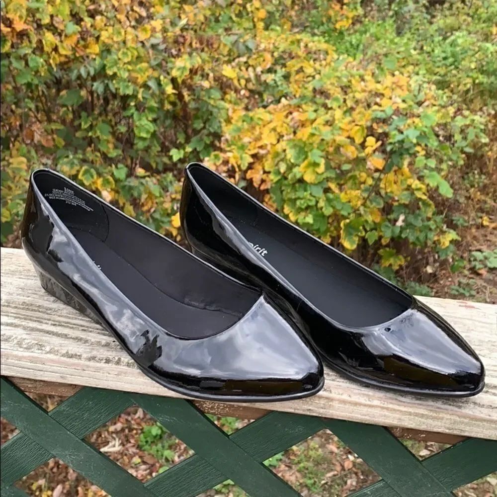 Easy spirit E 360 Paten Leather shoes Sz 9.5W NWOT